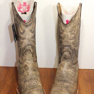 Men’s Tanner Mark Boots.